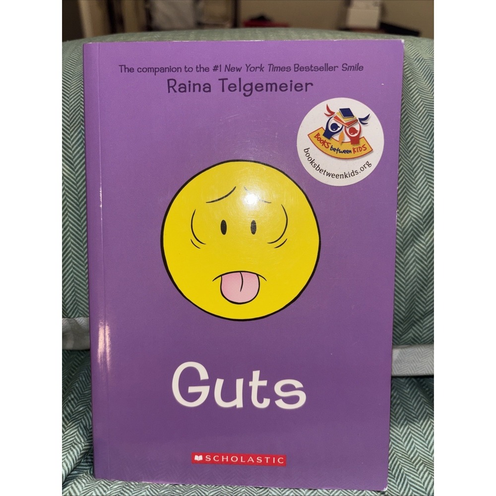Guts by Raina Telgemeier (2019, Paperback)
